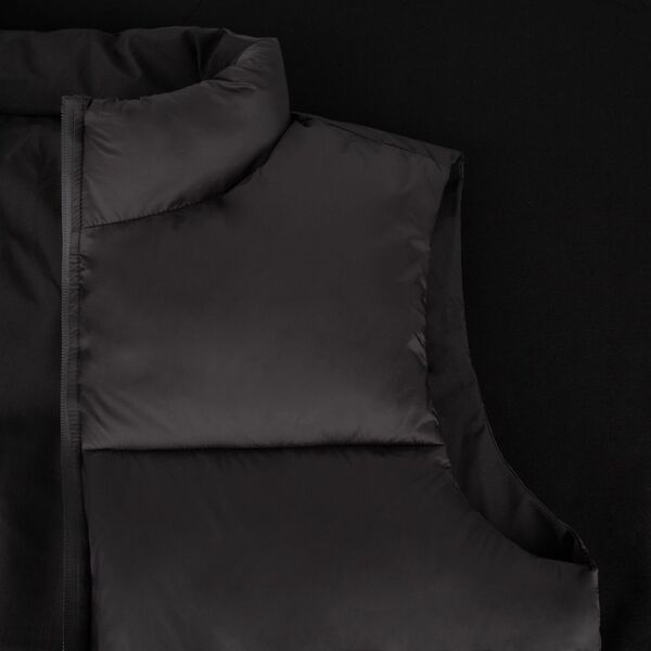 p111-15260.301