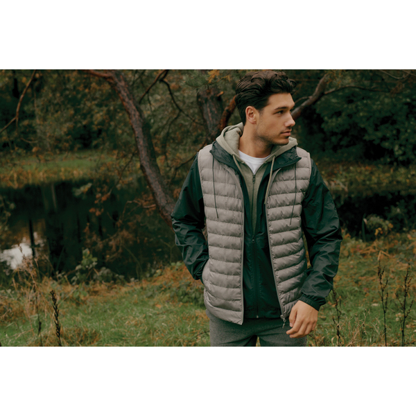 xi-T9701.001.4XL
